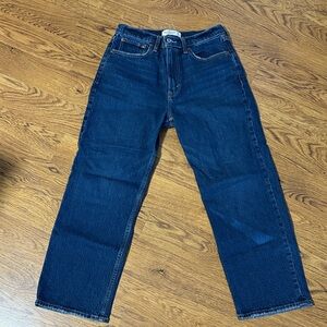 Abercrombie Women’s Vintage Straight Jean